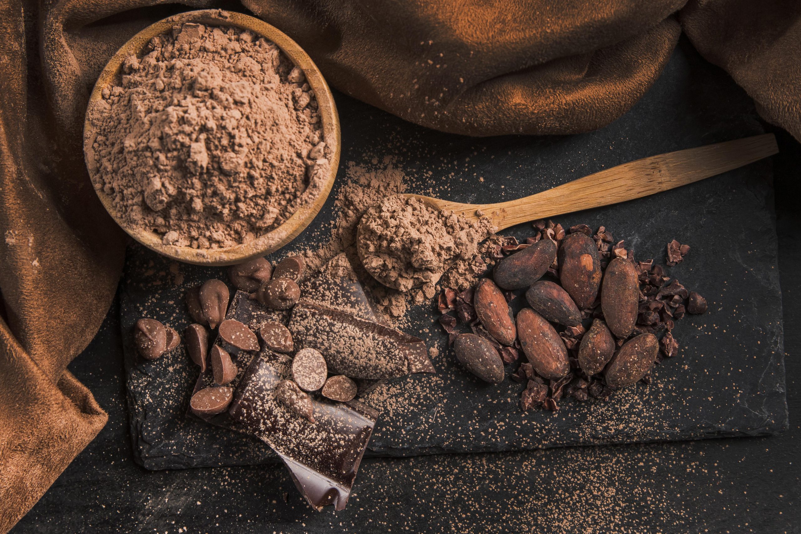 5 beneficios del cacao en polvo para un entrenamiento deportivo efectivo