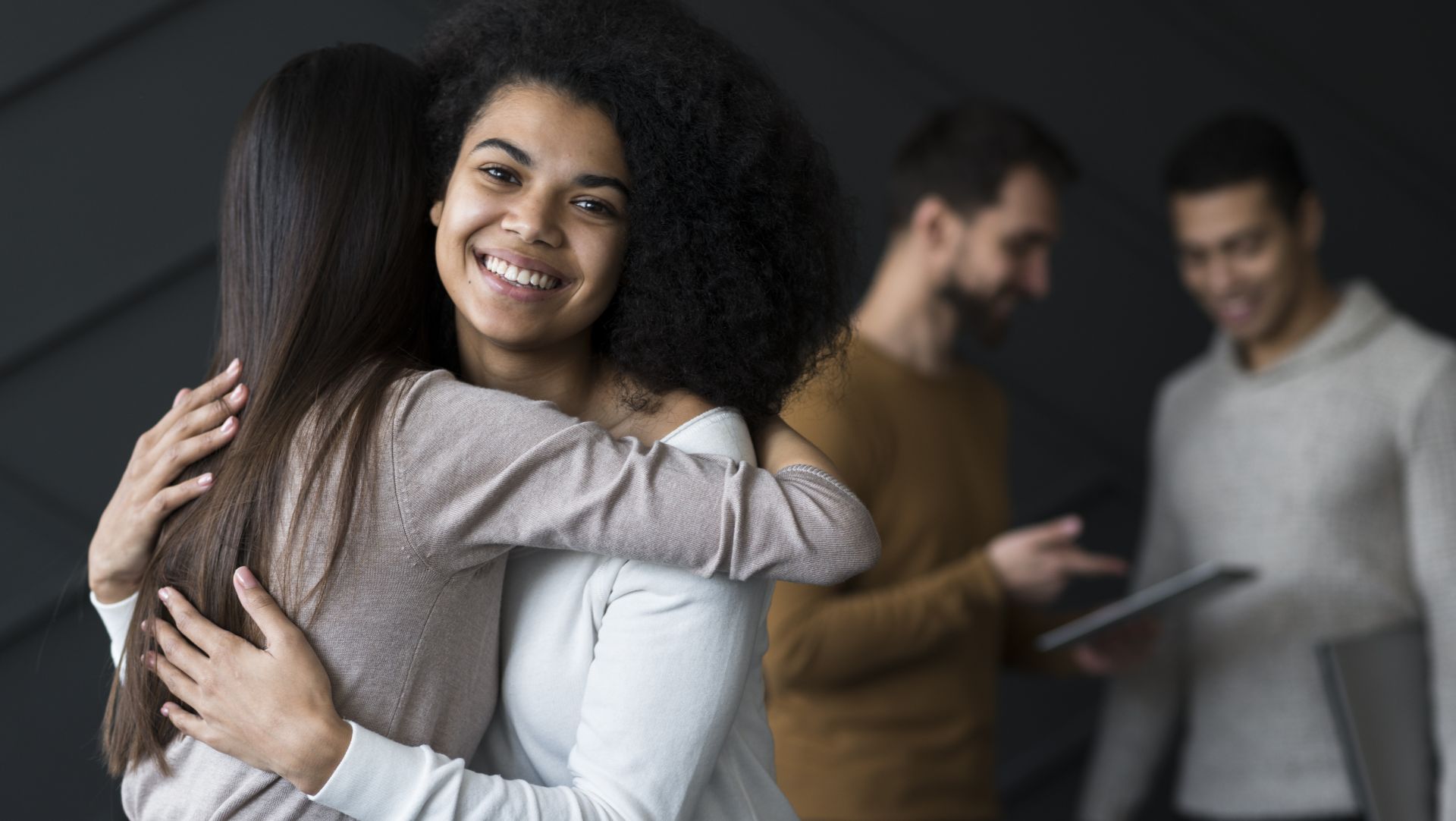 ¿Cuántos segundos tiene que durar un abrazo para que sea sanador?