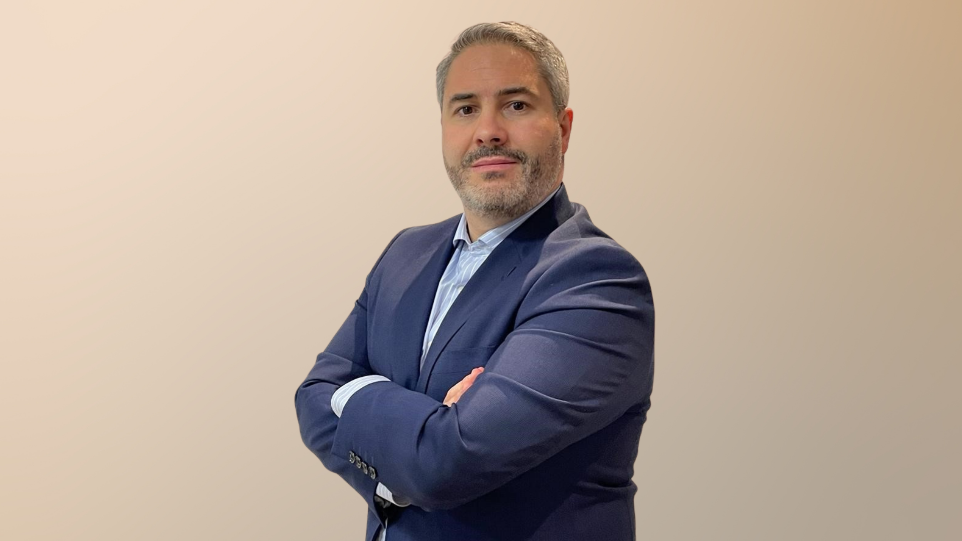 José Martinez Mapfre Cuidar la salud mental empieza por un enfoque preventivo de los factores estructurales del trabajo.