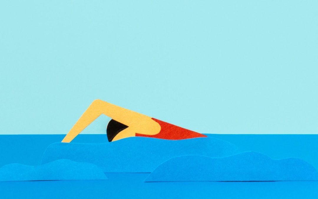 Ni running ni gimnasio: el ejercicio que más ayuda a tu bienestar físico es la natación